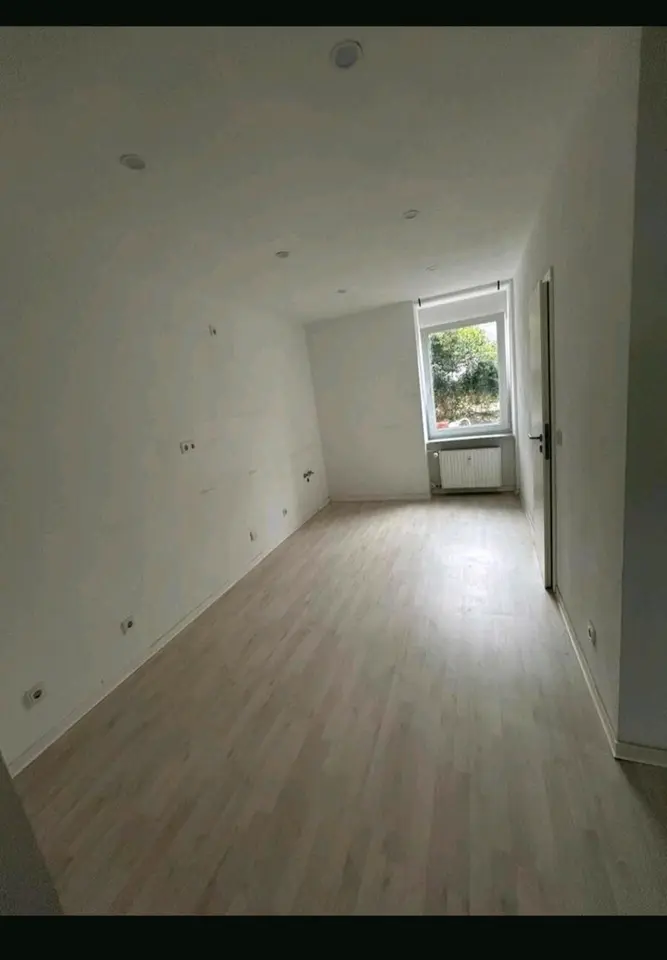 2 Zimmer Wohnung mit 30 m² in Saarbrücken – Bild 1