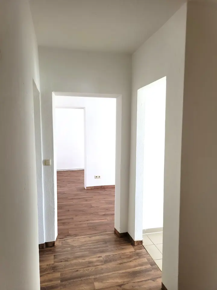 4 Zimmer Wohnung mit 70 m² in Sangerhausen – Bild 8