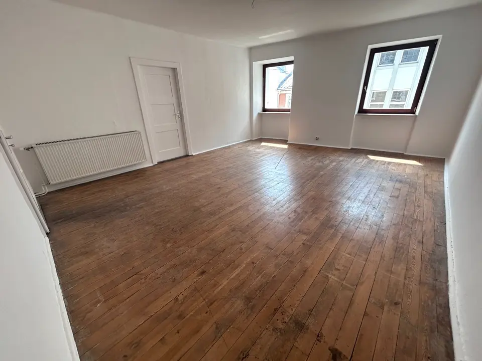 6 Zimmer Wohnung mit 186 m² in Passau – Bild 1