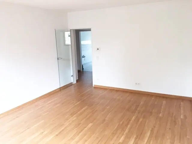 3 Zimmer Wohnung mit 83 m² in Krefeld – Bild 2