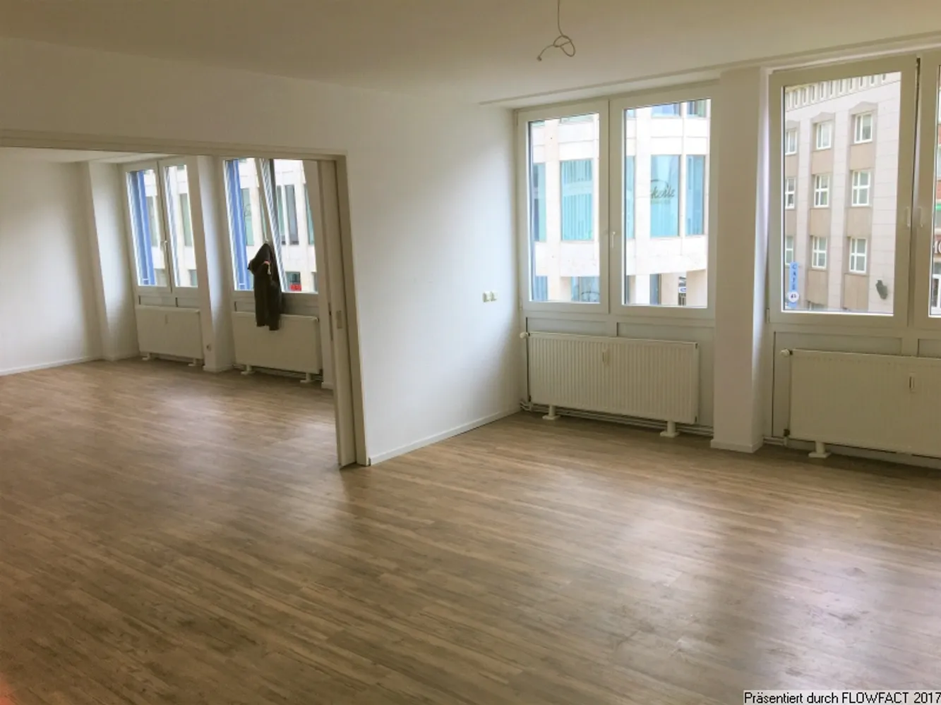 3 Zimmer Wohnung mit 140 m² in Hannover – Bild 1