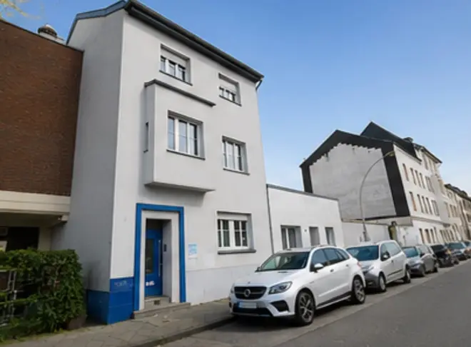 22 Zimmer Haus mit 375 m² in Mönchengladbach – Bild 1