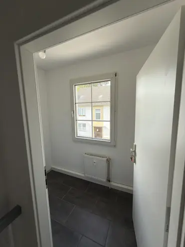 2 Zimmer Wohnung mit 60 m² in Solingen – Bild 1