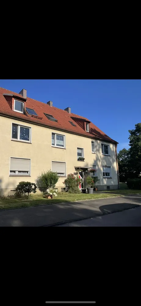 4 Zimmer Wohnung mit 68 m² in Duisburg – Bild 1