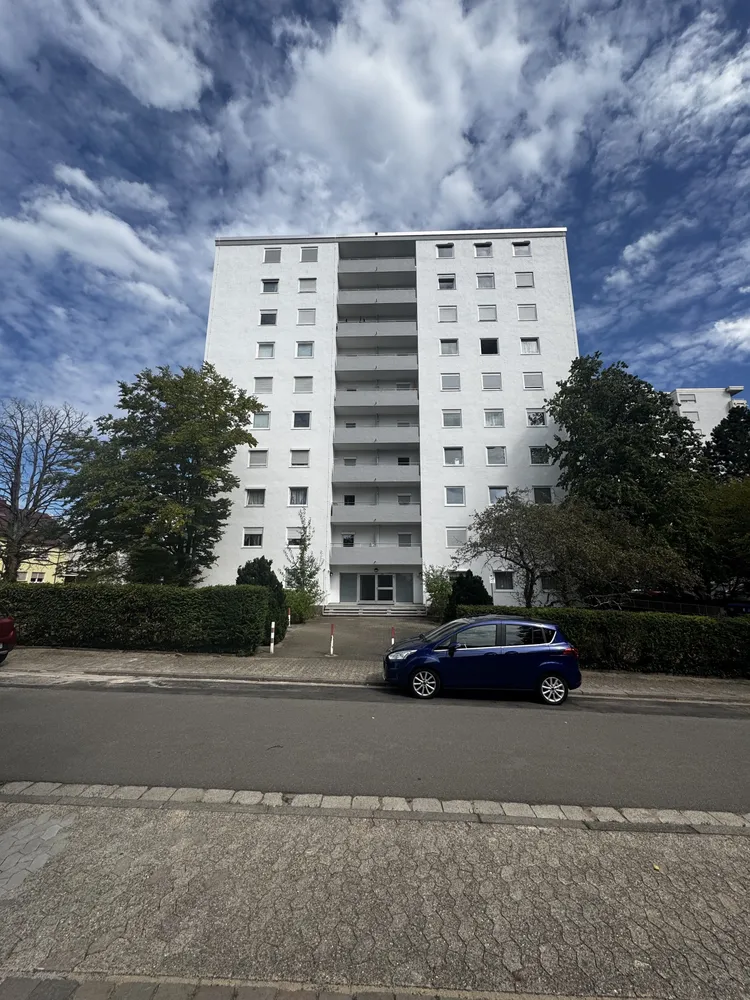 4 Zimmer Wohnung mit 89 m² in Saarbrücken – Bild 1