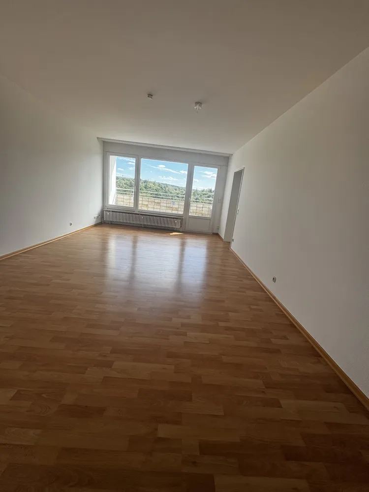 4 Zimmer Wohnung mit 89 m² in Saarbrücken – Bild 3