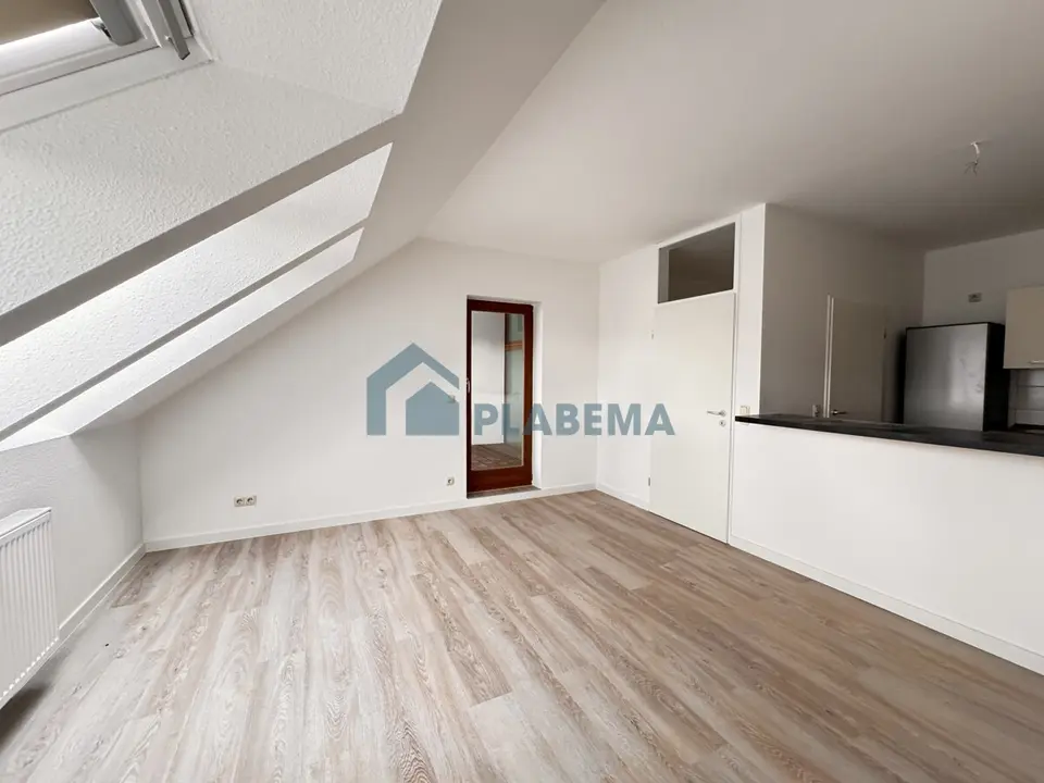 2 Zimmer Wohnung mit 64 m² in Schwerin – Bild 2