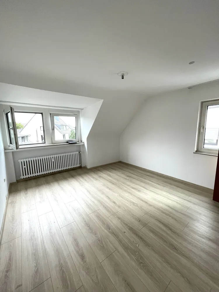 2 Zimmer Wohnung mit 55 m² in Köln – Bild 4