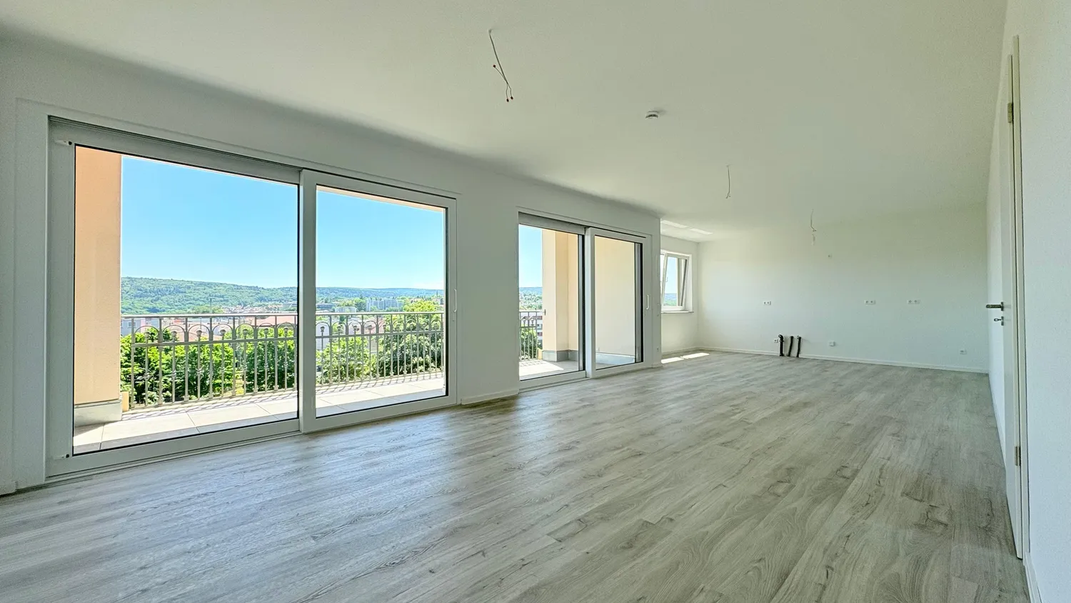 4 Zimmer Wohnung mit 115 m² in Pforzheim – Bild 2