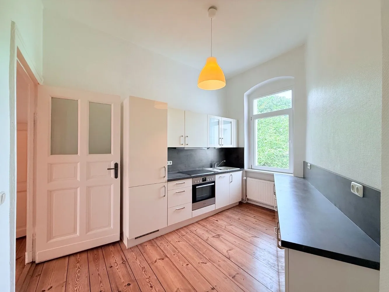 2 Zimmer Wohnung mit 85 m² in Berlin – Bild 7