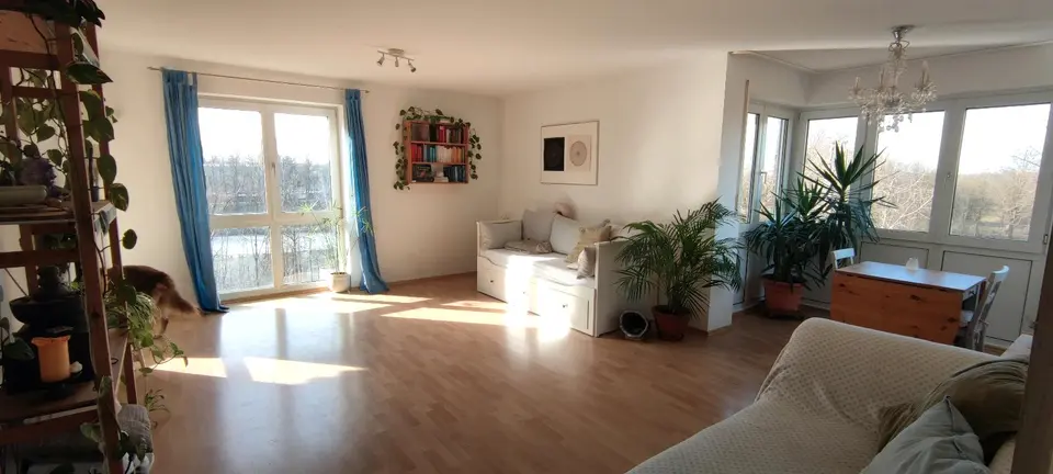 3 Zimmer Wohnung mit 90 m² in Augsburg – Bild 2