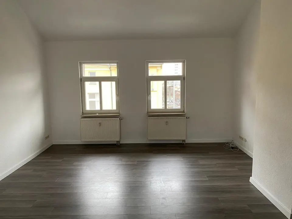 3 Zimmer Wohnung mit 93 m² in Halle (Saale) – Bild 1