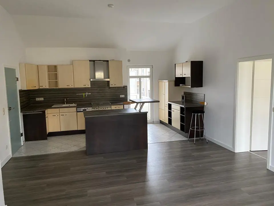 3 Zimmer Wohnung mit 93 m² in Halle (Saale) – Bild 4