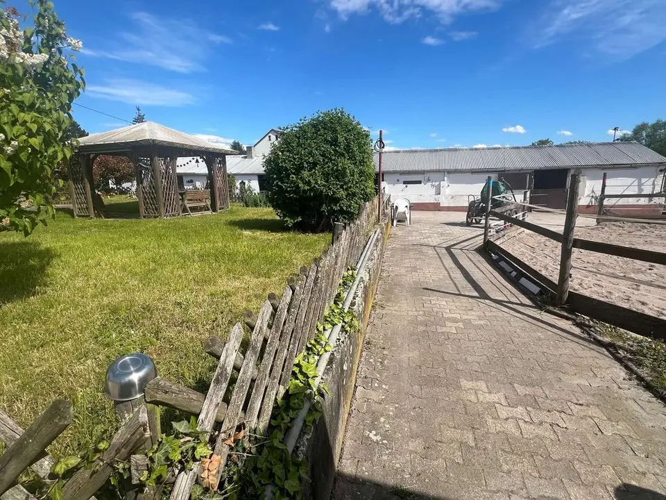 10 Zimmer Haus mit 290 m² in Frankfurt am Main – Bild 8
