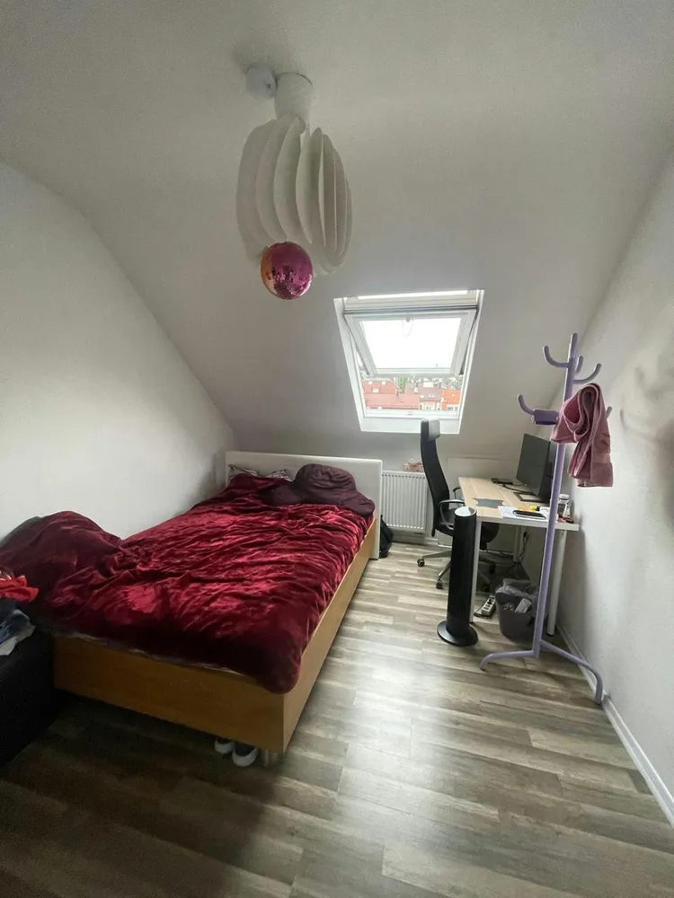 WG-Zimmer mit 13 m² in Stuttgart – Bild 1