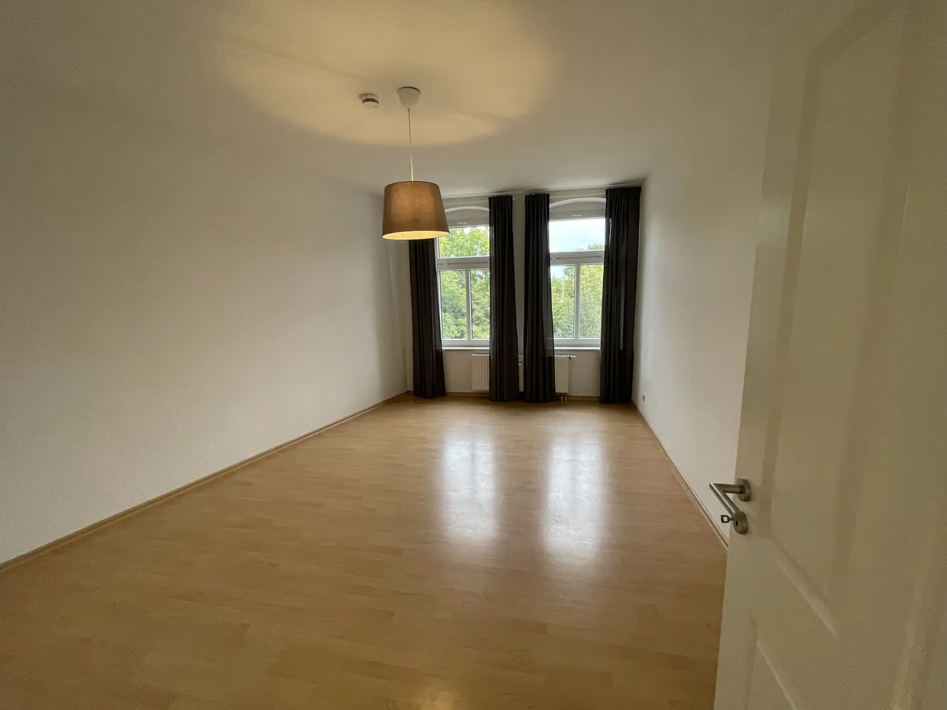 3 Zimmer Wohnung mit 95 m² in Magdeburg – Bild 2