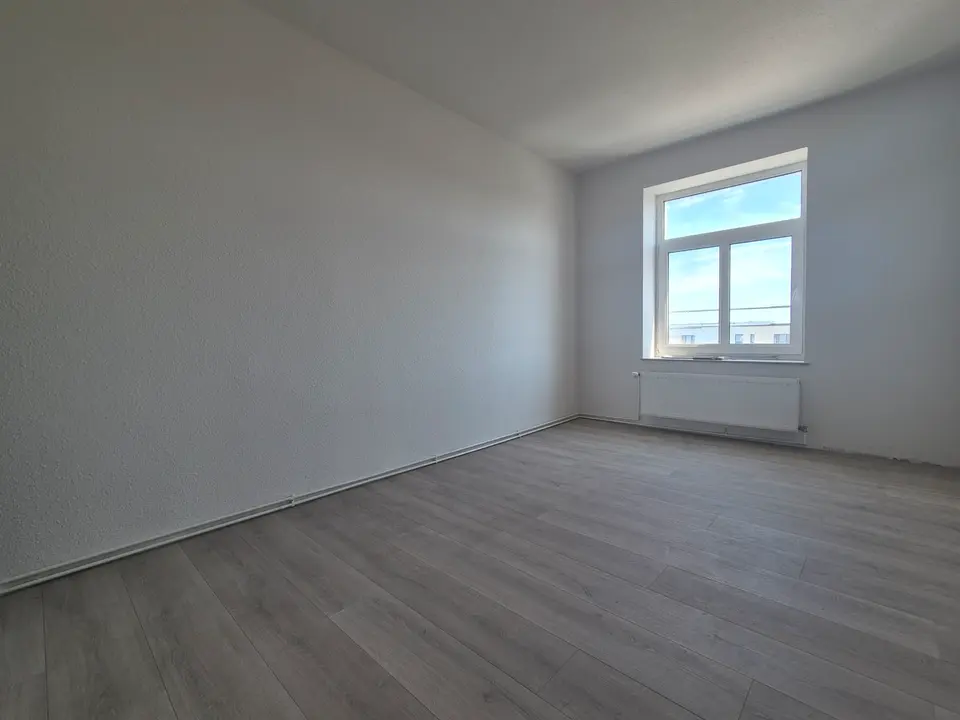 4 Zimmer Wohnung mit 125 m² in Schwerin – Bild 2