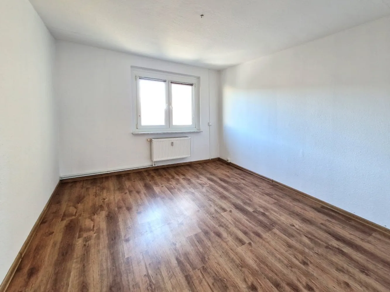 3 Zimmer Wohnung mit 60 m² in Neubrandenburg – Bild 4