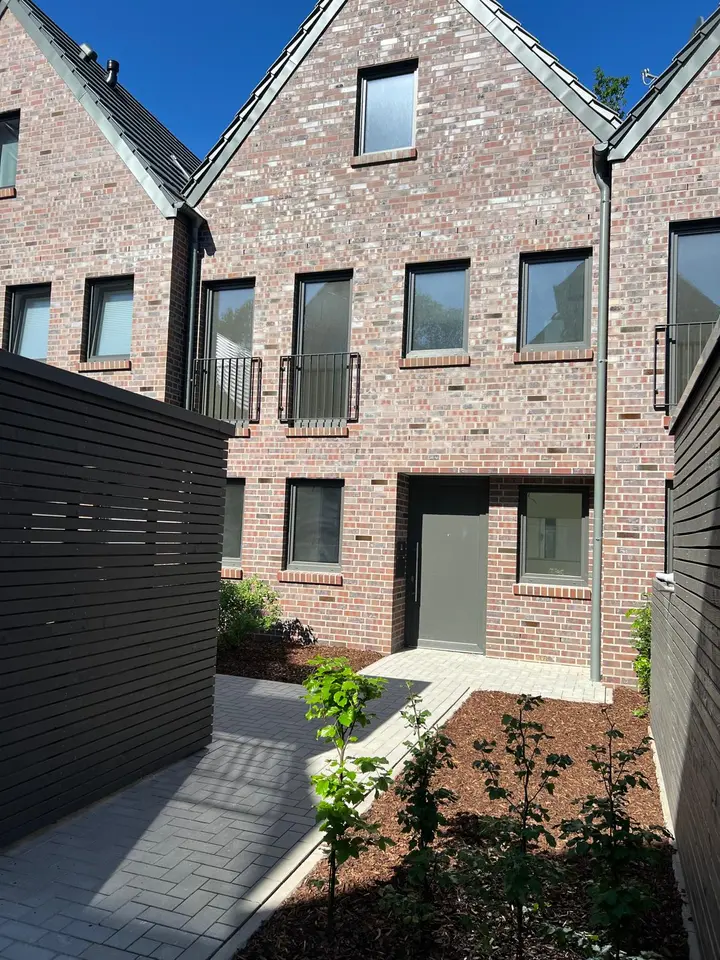 6 Zimmer Haus mit 122 m² in Oldenburg – Bild 2