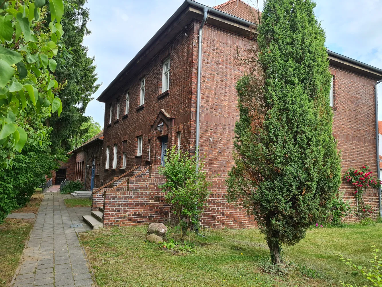 3 Zimmer Wohnung mit 102 m² in Stendal – Bild 1