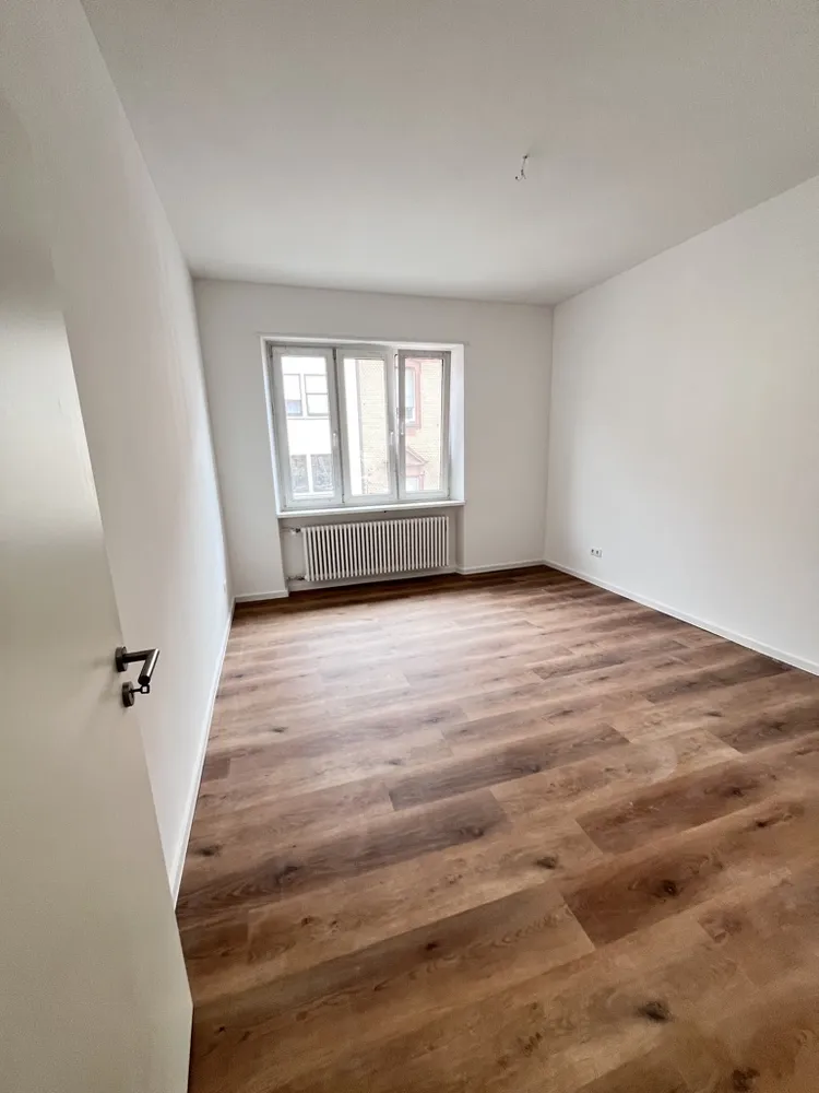2 Zimmer Wohnung mit 67 m² in Kaiserslautern – Bild 2