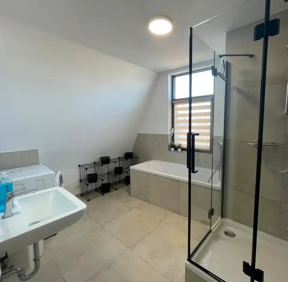 WG-Zimmer mit 157 m² in Stuttgart – Bild 7