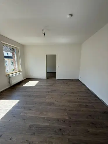 4 Zimmer Wohnung mit 78 m² in Krefeld – Bild 2