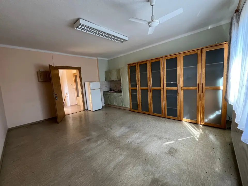 6 Zimmer Wohnung mit 227 m² in Lutherstadt Wittenberg – Bild 1