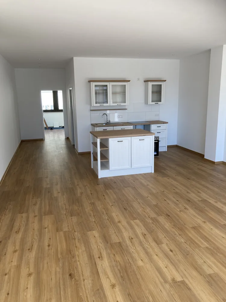 3 Zimmer Wohnung mit 120 m² in Göppingen – Bild 2