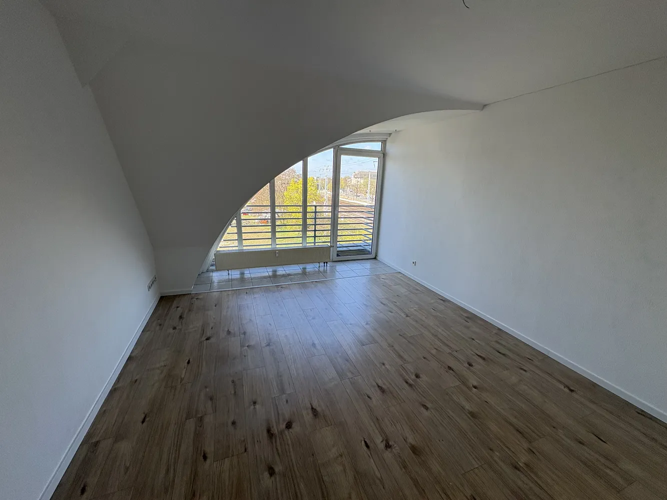 3 Zimmer Wohnung mit 99 m² in Cottbus – Bild 3