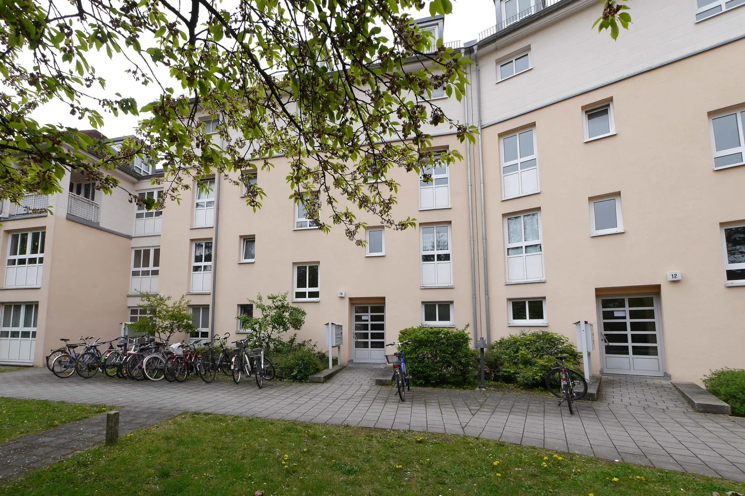 1 Zimmer Wohnung mit 45 m² in Erlangen – Bild 1