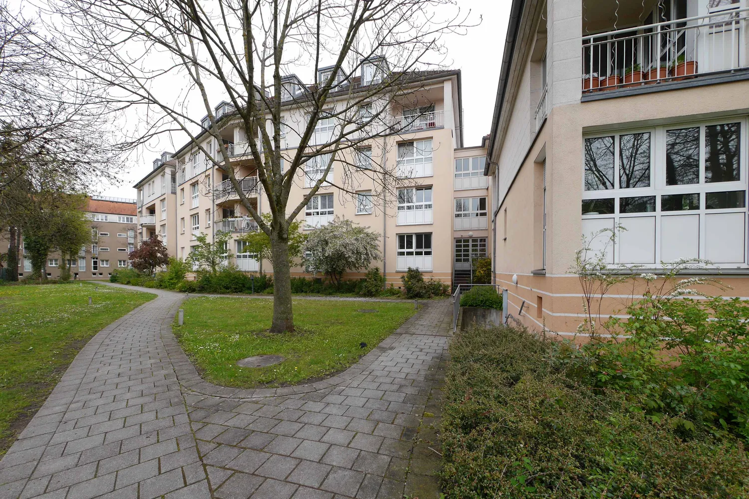 1 Zimmer Wohnung mit 45 m² in Erlangen – Bild 5