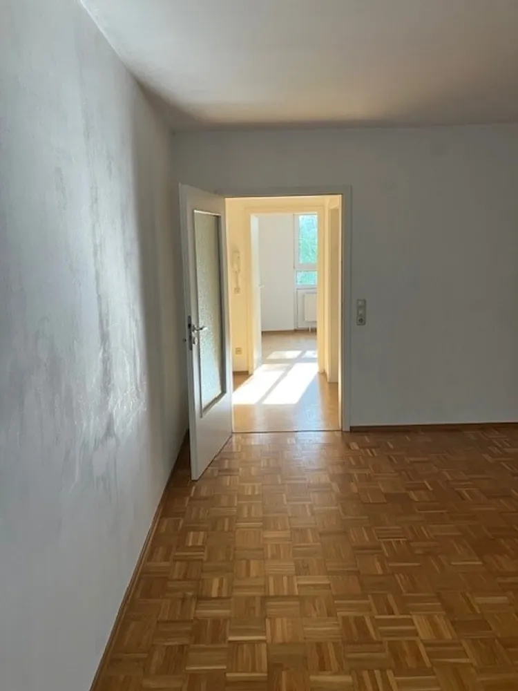 1 Zimmer Wohnung mit 45 m² in Erlangen – Bild 8