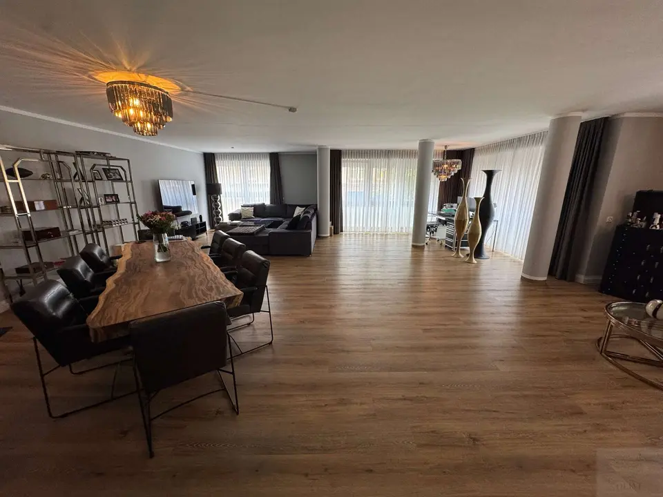 3 Zimmer Wohnung mit 169 m² in Düsseldorf – Bild 3