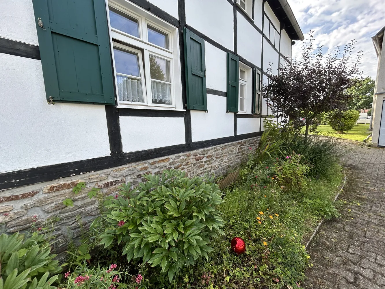 6 Zimmer Haus mit 122 m² in Essen – Bild 1