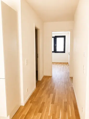 4 Zimmer Wohnung mit 95 m² in München – Bild 2