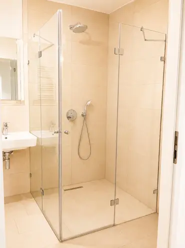 4 Zimmer Wohnung mit 95 m² in München – Bild 3