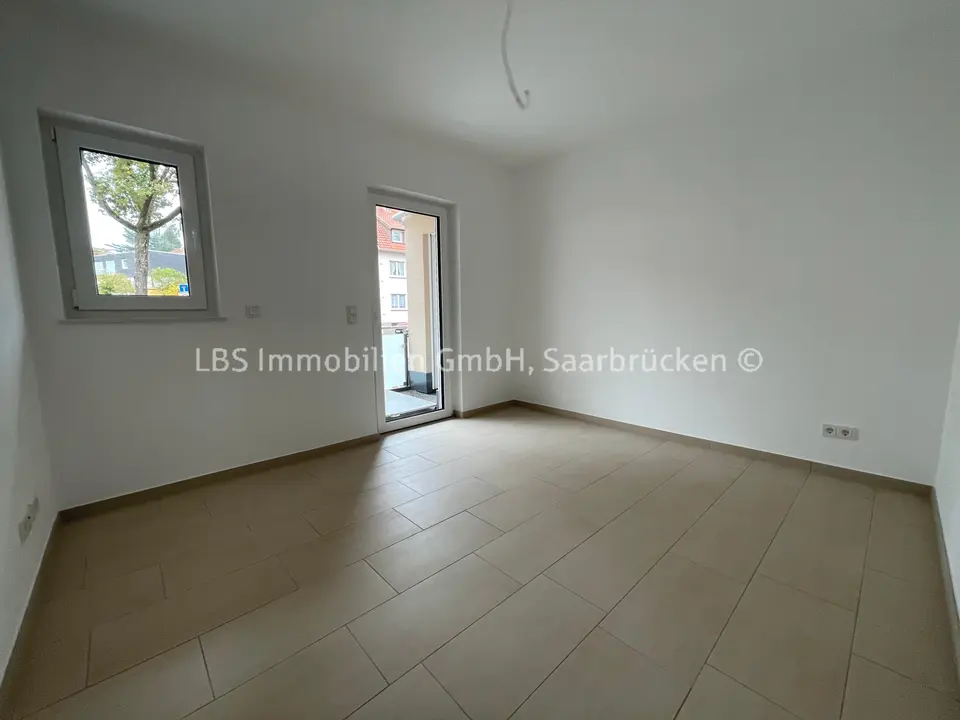 5 Zimmer Wohnung mit 127 m² in Saarbrücken – Bild 2