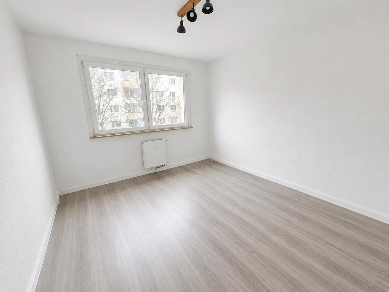 2 Zimmer Wohnung mit 48 m² in Dessau-Roßlau – Bild 2