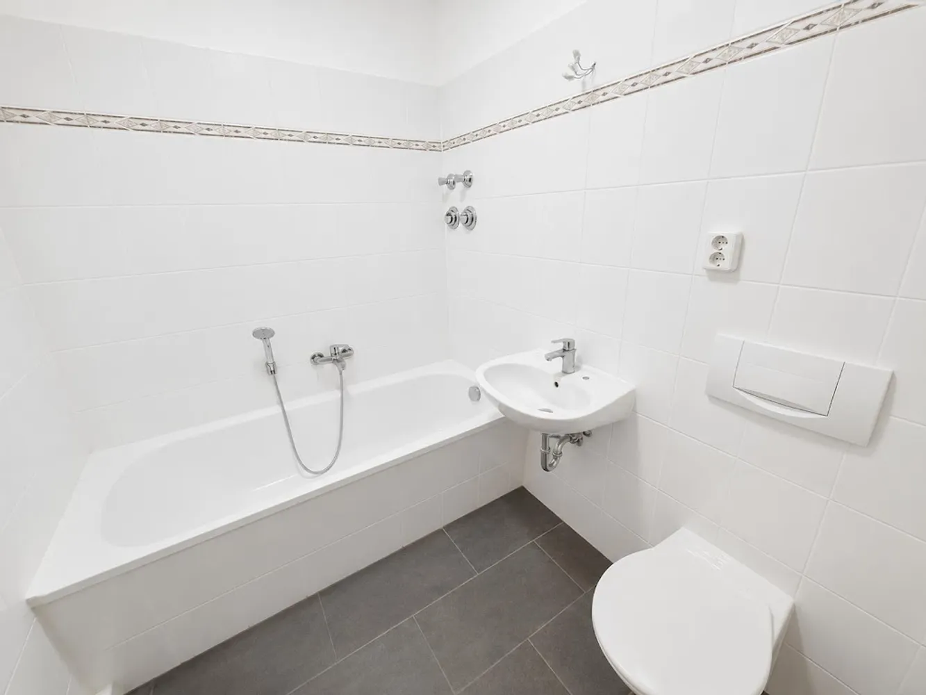 2 Zimmer Wohnung mit 48 m² in Dessau-Roßlau – Bild 4