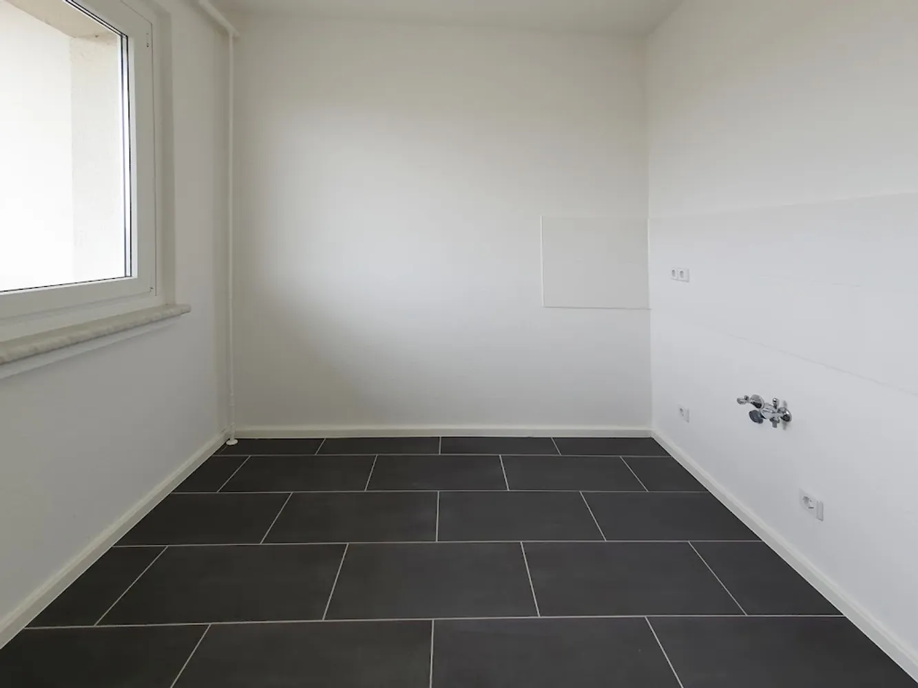 5 Zimmer Wohnung mit 115 m² in Dresden – Bild 3