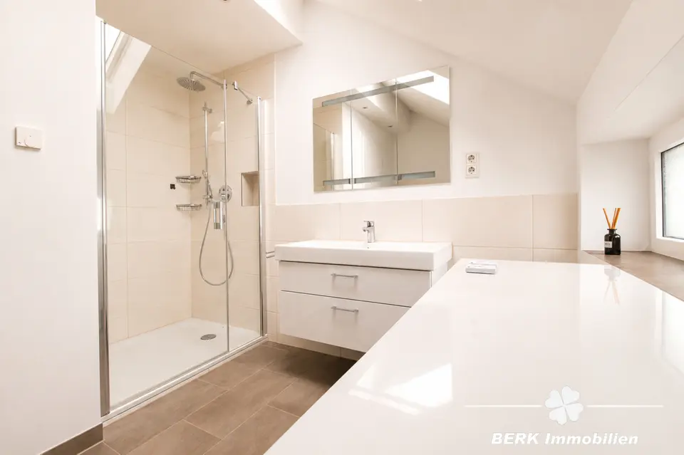 4 Zimmer Wohnung mit 160 m² in Rodgau – Bild 10