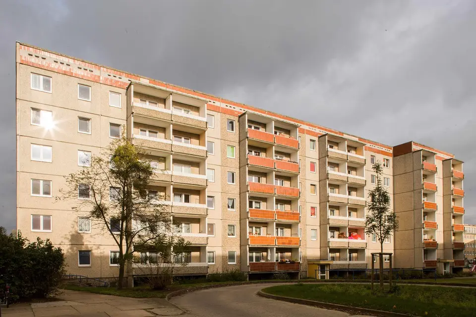 2 Zimmer Wohnung mit 41 m² in Neubrandenburg – Bild 1