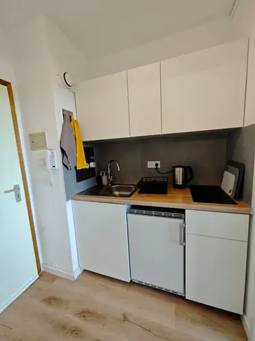 1 Zimmer Wohnung mit 27 m² in Köln – Bild 8
