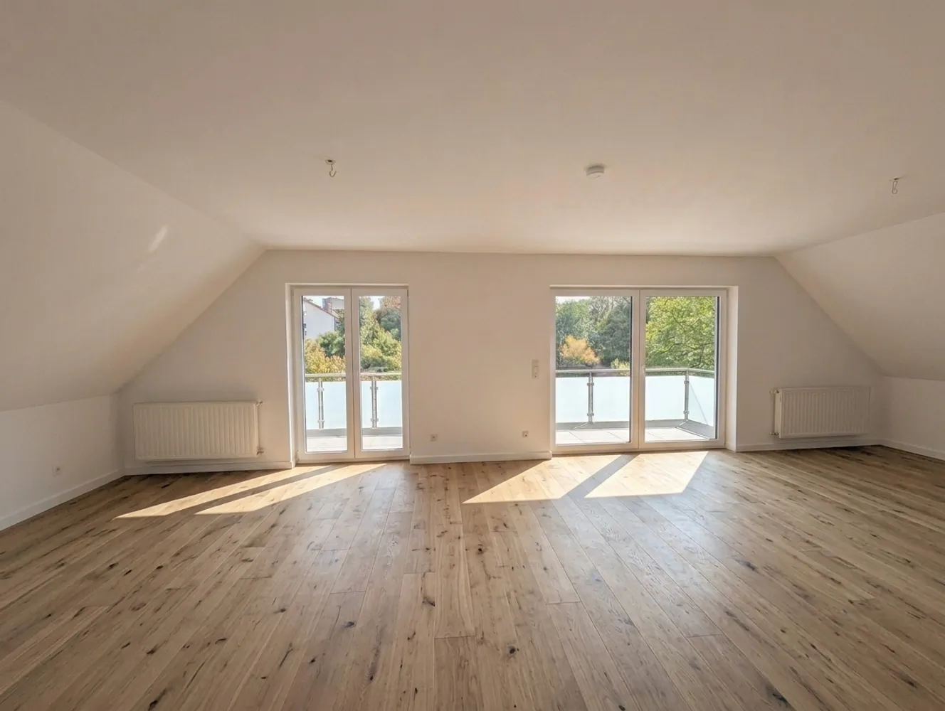 3 Zimmer Wohnung mit 107 m² in Saarbrücken – Bild 1