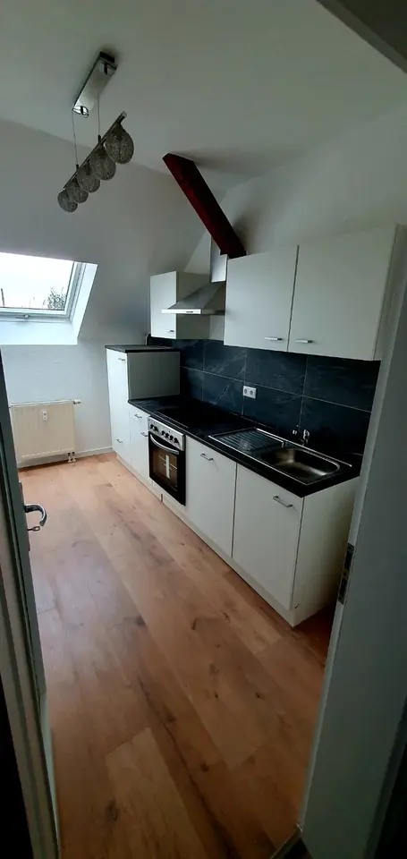 5 Zimmer Wohnung mit 110 m² in Limbach-Oberfrohna – Bild 10