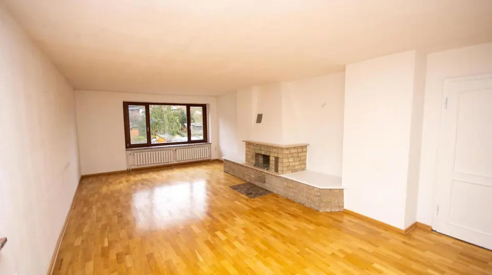 3 Zimmer Wohnung mit 115 m² in Jena – Bild 1