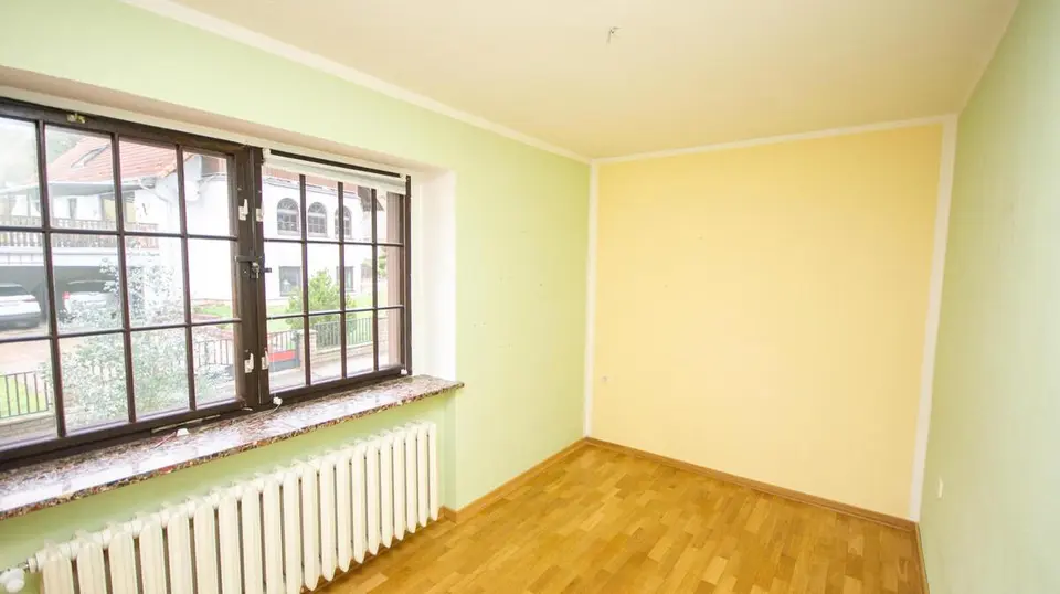 3 Zimmer Wohnung mit 115 m² in Jena – Bild 2