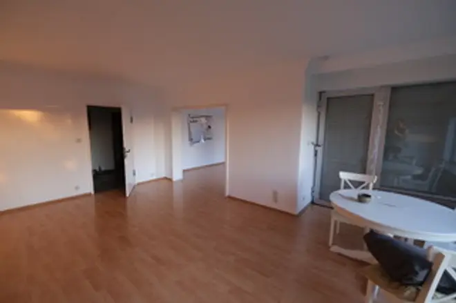 3 Zimmer Wohnung mit 122 m² in Marburg – Bild 2