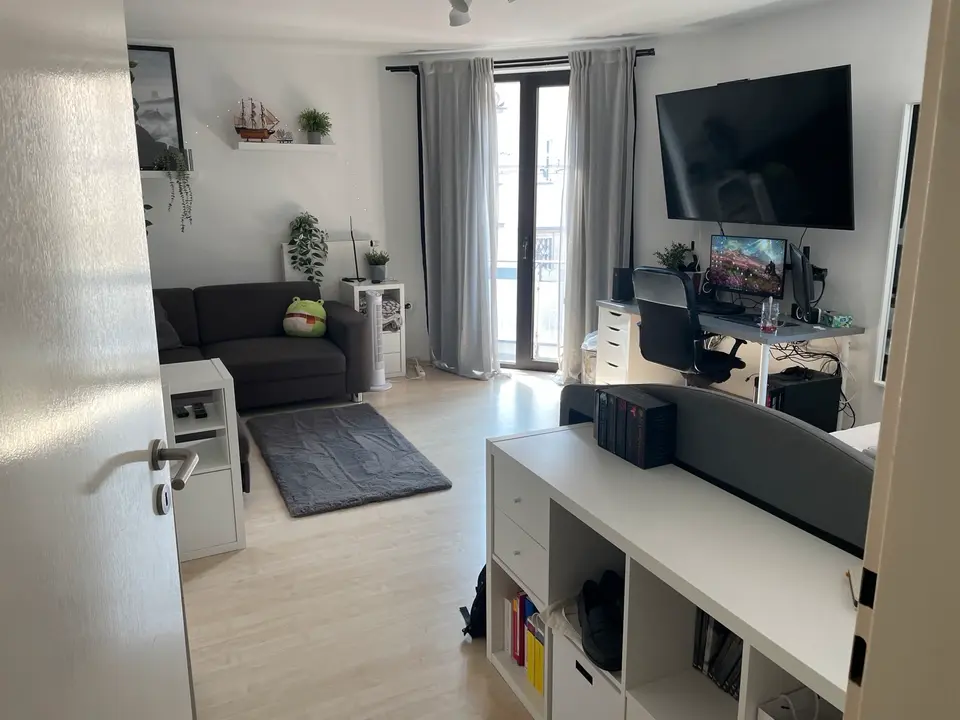 4 Zimmer Wohnung mit 93 m² in Würzburg – Bild 1